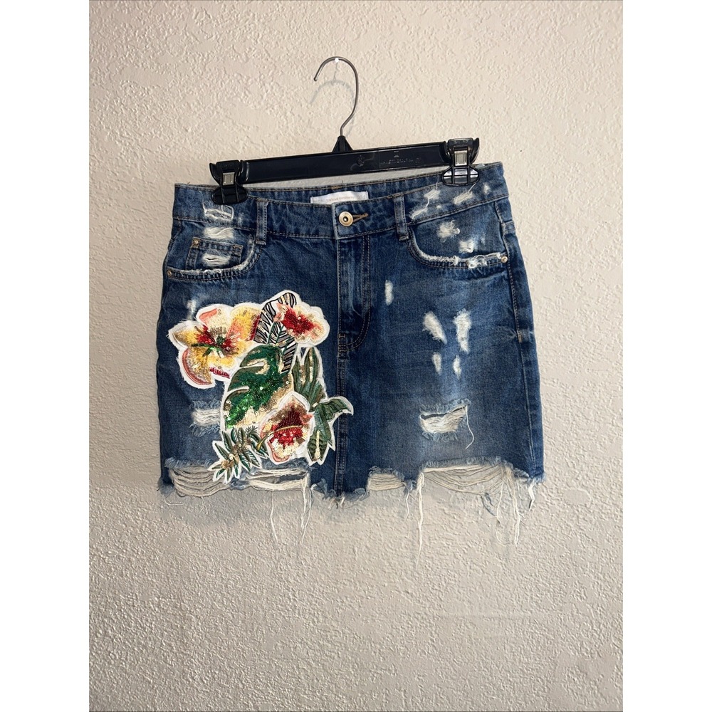 Zara Trafaluc Denim Mini Skirt Floral Distressed Raw Hem Women's Size Small